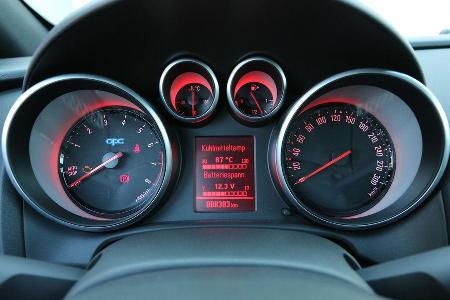 Opel Astra OPC, Rundinstrumente
