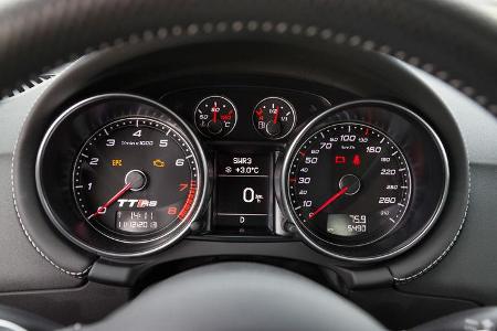 Audi TT RS Plus, Rundinstrumente