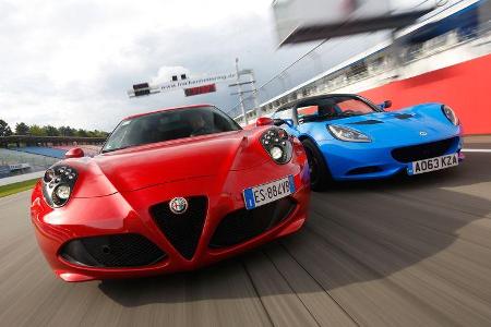 Alfa Romeo 4C, Lotus Elise S Club Racer, Frontansicht Alfa Romeo 4C, Lotus Elise S Club Racer, Frontansicht