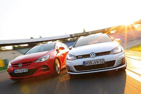 Opel Astra 2.0 CDTi Biturbo, VW Golf GTD, Frontansicht Opel Astra 2.0 CDTi Biturbo, VW Golf GTD, Frontansicht