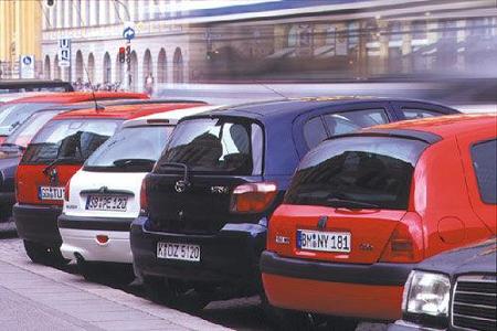 Opel Corsa 1.2 16 V, Peugeot 206 1.1, Renault Clio 1.2, Toyota Yaris 1.0 Opel Corsa 1.2 16 V, Peugeot 206 1.1, Renault Clio 1.2, Toyota Yaris 1.0