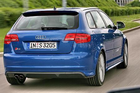Neu gestaltete Rückleuchten tragen alle überarbeiteten Sportback-Modelle, den Heckdiffusor nur der S3.