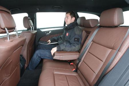 Mercedes E 350 T, Fond
