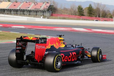 Daniil Kvyat - Red Bull - Barcelona - Formel 1-Test - 1. Mrz 2016