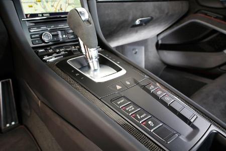 Porsche 911 Carrera GTS, Schalthebel, Bedienelemente