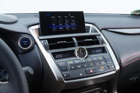 Lexus NX 300h E-Four F SPORT, Display, Infotainment