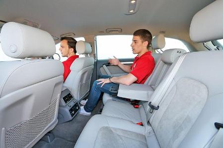 Audi Q7 3.0 TDI, Rücksitz, Beinfreiheit