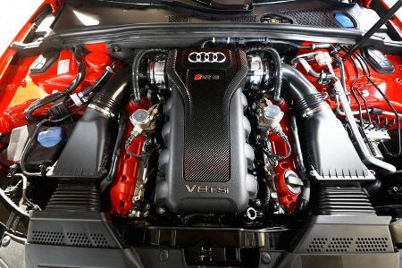 Audi RS5 Coupé, Motor