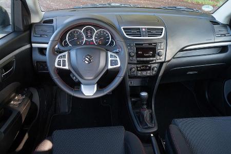 Suzuki Swift Sport, Cockpit