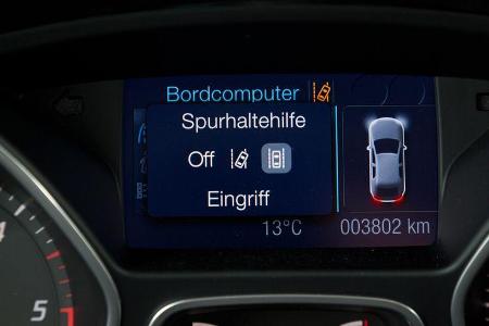 Ford Focus 2.0 TDCi, Bildschirm, Bordcomputer