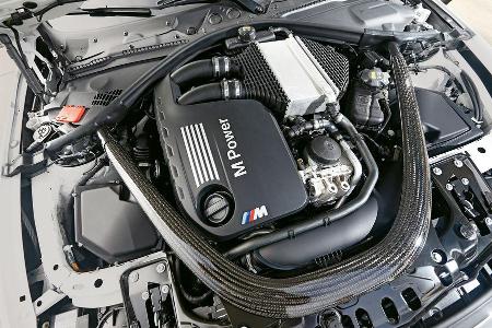 BMW M4, Motor
