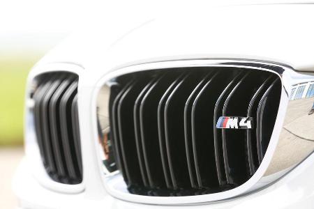 BMW M4, Khlergrill