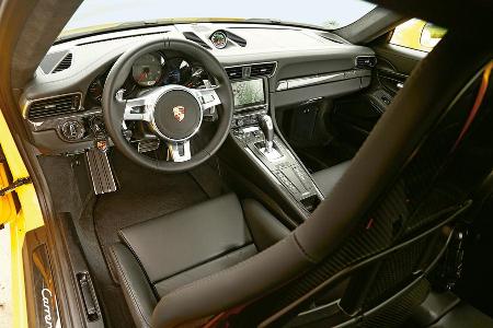 Porsche 911 Carrera S, Cockpit