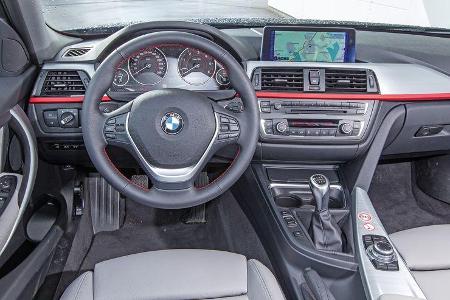 BMW 318d Touring, Cockpit, Lenkrad