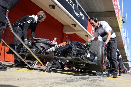 Jenson Button - McLaren - Formel 1-Test - Barcelona - 4. Mrz 2016
