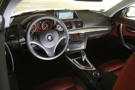 BMW 135i Coupé, Cockpit, Lenkrad