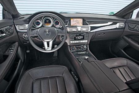 Mercedes CLS 500 4matic, Cockpit, Lenkrad