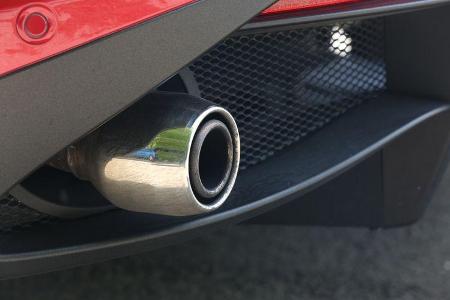 Alfa Romeo 4C, Endrohr, Auspuff
