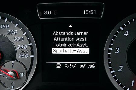 Mercedes A 200 AMG Sport, Spurhalte-Assistent