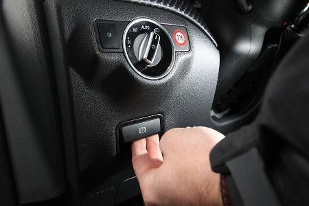 Mercedes A 200 AMG Sport, Feststellbremse