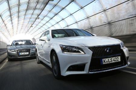 Audi A8 4.0 TFSI quattro, Lexus LS 600h F-Sport, Frontansicht Audi A8 4.0 TFSI quattro, Lexus LS 600h F-Sport, Frontansicht