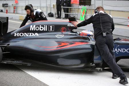 Jenson Button - McLaren - Formel 1 - Test - Barcelona - 2. Mrz 2016