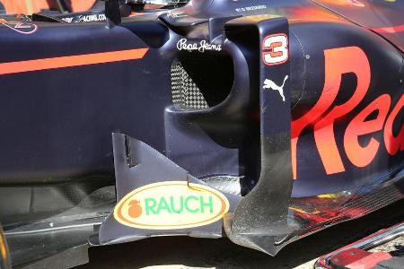 Daniel Ricciardo - Red Bull - Formel 1 - Test - Barcelona - 2. Mrz 2016