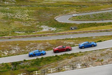 Audi R8 LMX, Nissan GT-R, Porsche 911 Turbo S, Seitenansicht