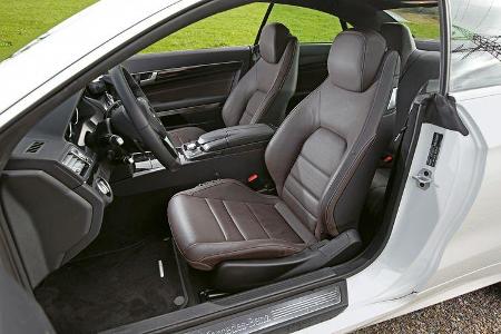 Mercedes E 500 Coupé, Fahrersitz
