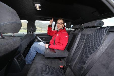 BMW 320d Touring, Rücksitz, Beinfreiheit