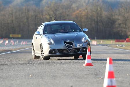 Alfa Romeo Giulietta, Frontansicht, Slalom