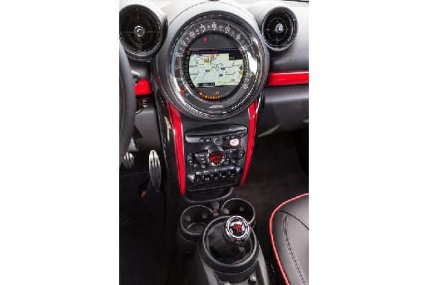 Mini Countryman JCW All4, Mittelkonsole