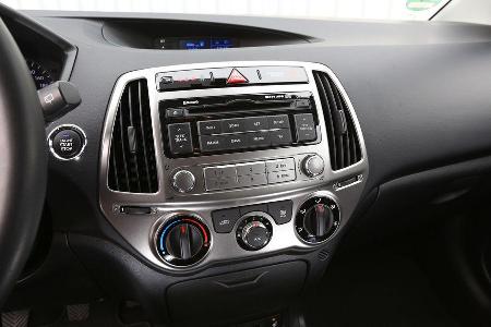 Hyundai i20 1.2, Mittelkonsole