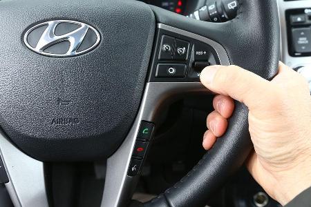 Hyundai i20 1.2, Lenkradschalter