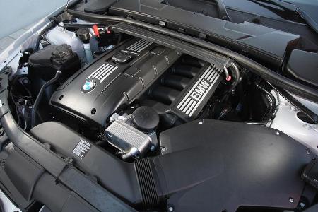 BMW 325i Coupe,Motor