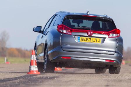 Honda Civic Tourer 1.6 i-DTEC, Heckansicht, Slalom