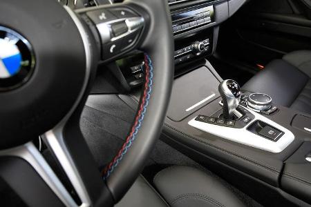 BMW M5 Competition, Schalthebel