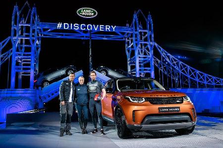 Land Rover Discovery LEGO Tower Bridge (2016)