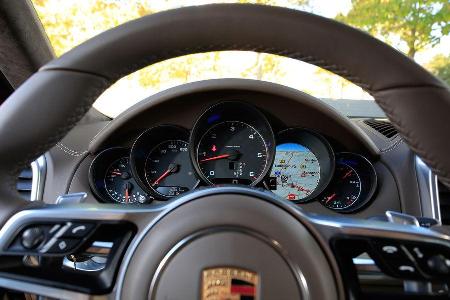 Porsche Cayenne, Rundinstrumente