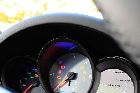 Porsche Macan, Rundinstrumente