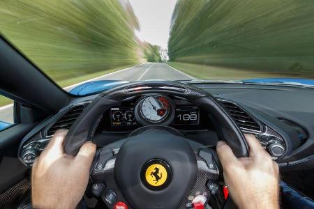 Ferrari 488 Spider, Fahrersicht