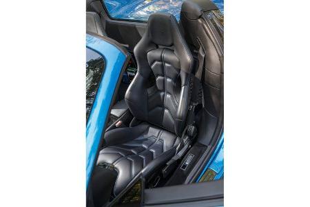 Ferrari 488 Spider, Fahrersitz