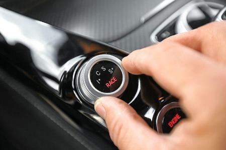 Mercedes-AMG GT S, Bedienelement