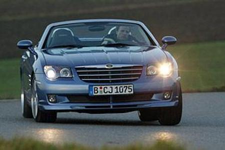 Auch wenn er bei Karmann in Osnabrück gebaut wird â optisch trägt der Chrysler Crossfire SRT-6 Roadster unverkennbar ameri...