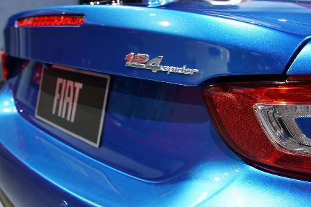 11/2015 Fiat 124 Spider leaked