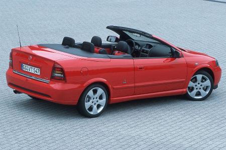 Opel Astra Cabrio 1.8, Seitenansicht, rot