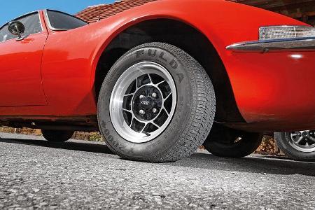 Ford-Capri-1700-GT-Opel-GT-1900-Vergleichstest
