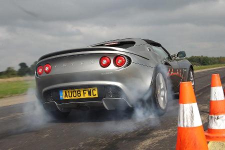 Unter fünf bei Lotus heißt: einen automobilen Giftzwerg bändigen.