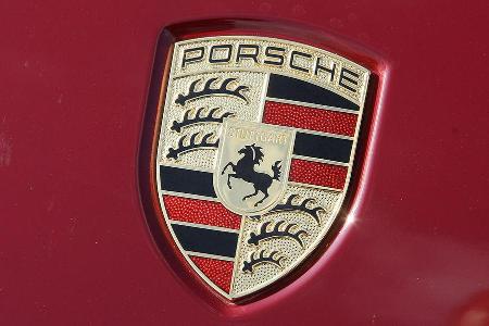 Nächste Kandidat ist der Porsche Cayenne Turbo S für 132.774 Euro.