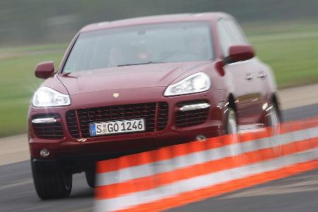 Wie ein raketengetriebenes Reihenhaus: der Cayenne Turbo S.